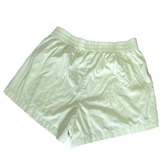 Women's Size M Abercrombie & Fitch Poplin Pull-On Light Green Shorts - Picture 4 of 4